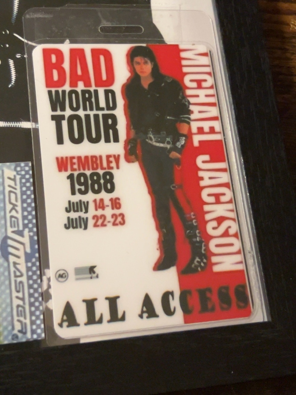 Michael Jackson Reprint framed signed photo with ticket stub and laminate - Picture 2 of 6